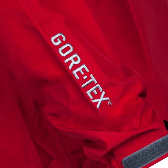 Shimano Gore-Tex Basic Jacket Red Close Up