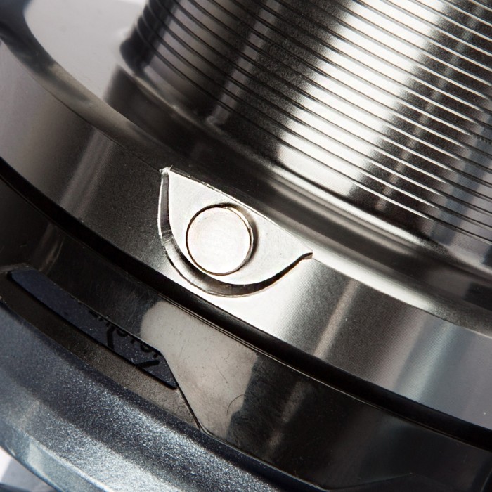 Shimano Speedcast XS-B 14000 Reel Close Up 4