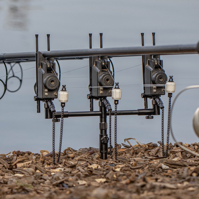 Solar Black-Lite Fishing Snag Bar In Use 2
