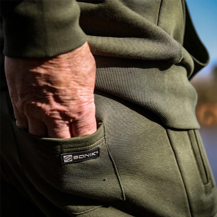 Sonik Green Fleece Fishing Shorts In Use 2