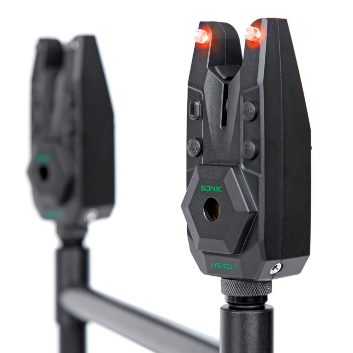 Sonik Herox Bite Alarm Set + Bivvy Lamp 2