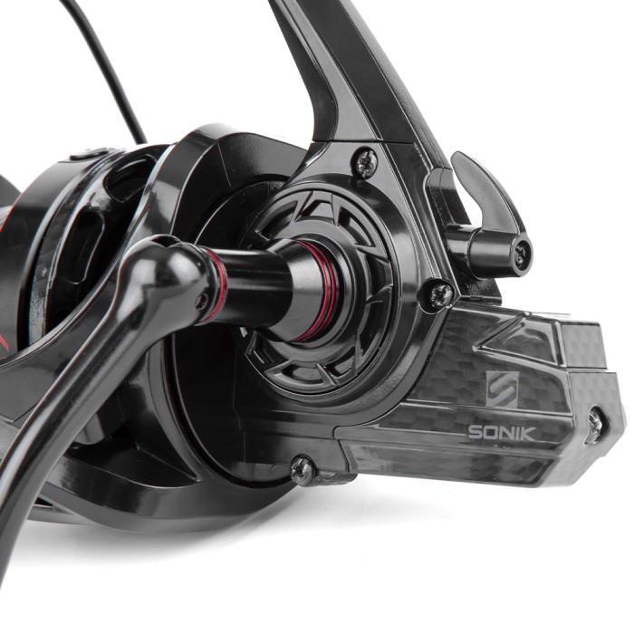 Sonik SK-47 Carbon Reel 5