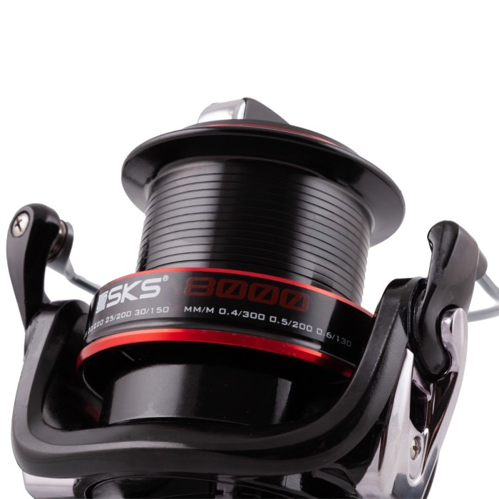 Sonik SKS Black Surf Reel 8000 Close Up 3