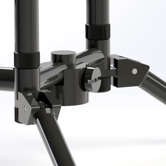 Sonik Xtractor 2-Rod Pod Close Up