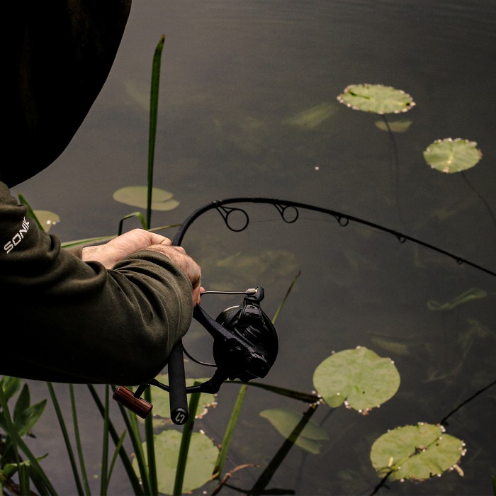 Sonik Xtractor 2 Rod Carp Kit In Use 1