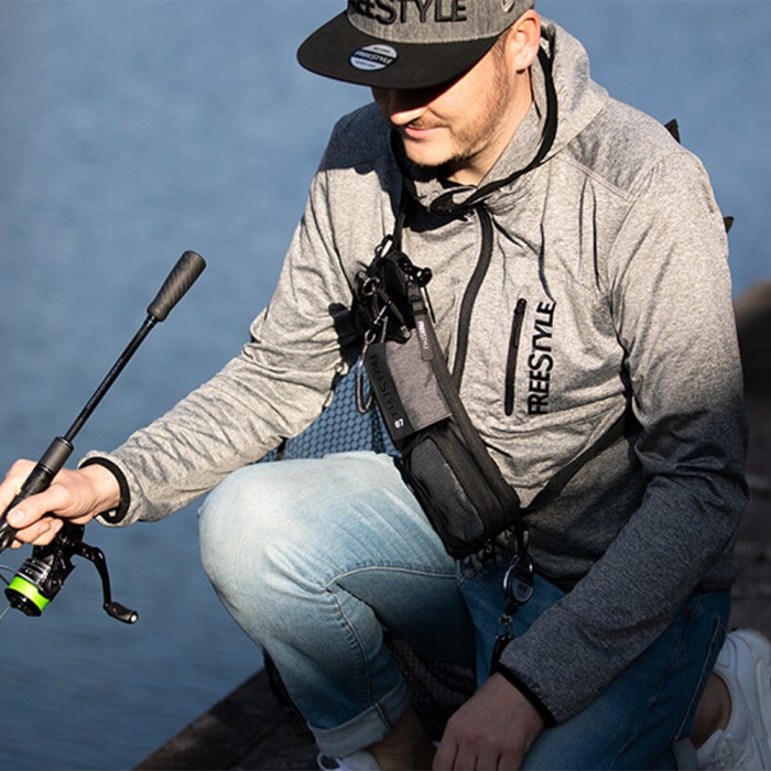 SPRO Freestyle Chest Pouch 07 In Use 4