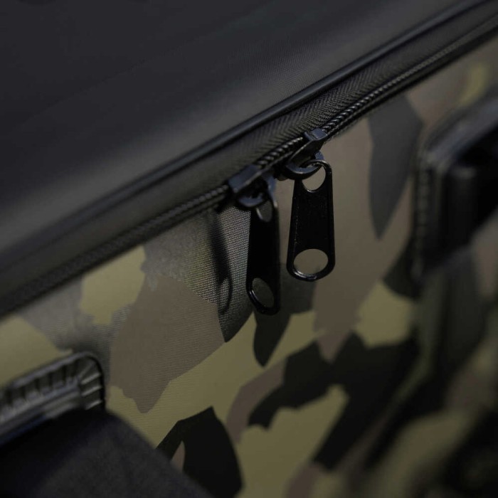 Avid Carp Stormshield Pro Fishing Coolbag Small Zips