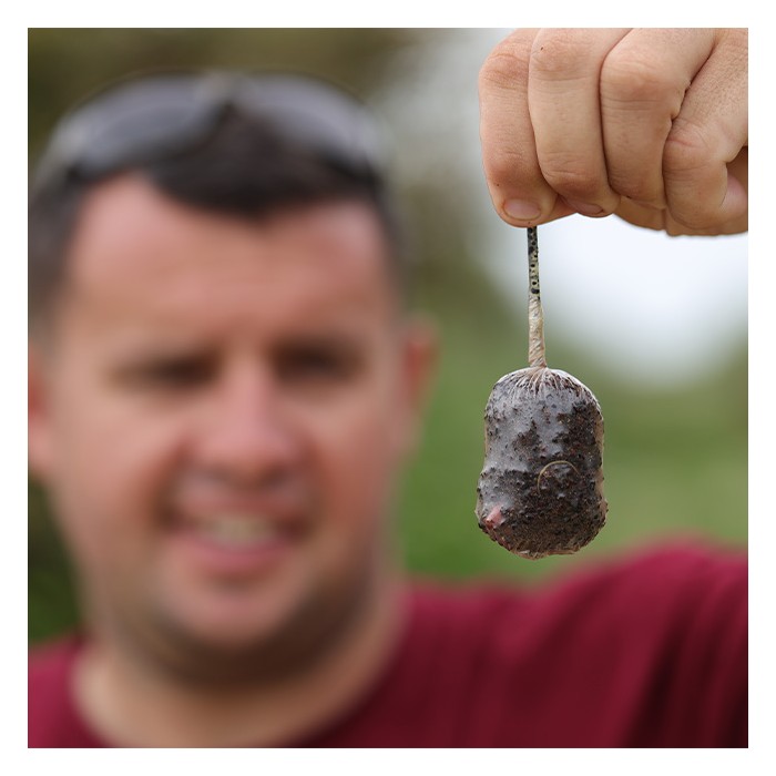 Sticky Baits Bloodworm Spod & Bag Mix 2.5kg In Use