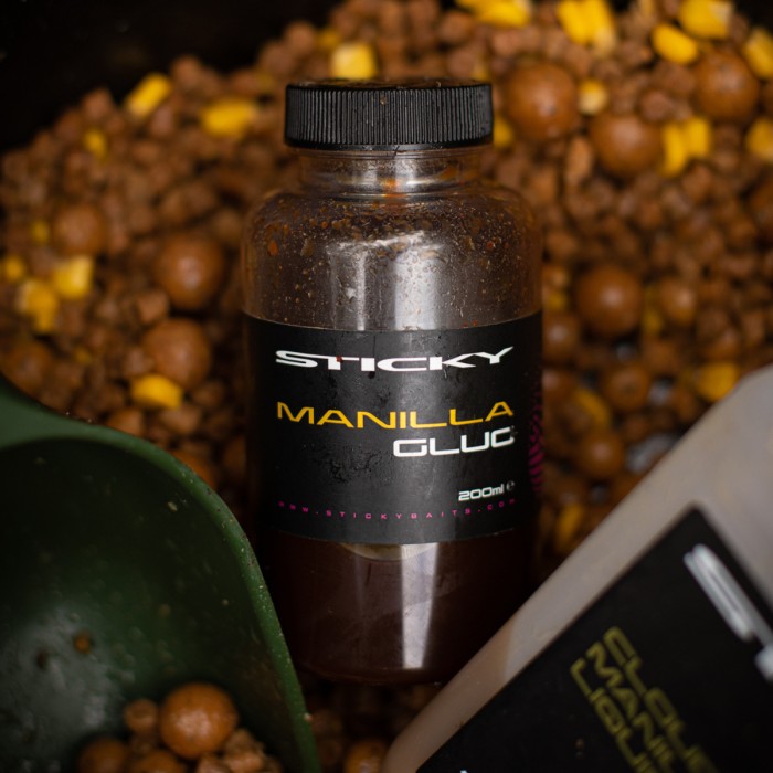 Sticky Baits Manilla Glug 200ml In Use