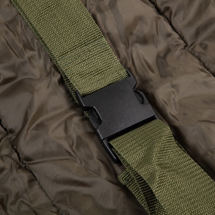 TF Gear Chill Out Giant 4 Season Sleeping Bag Close Up 5