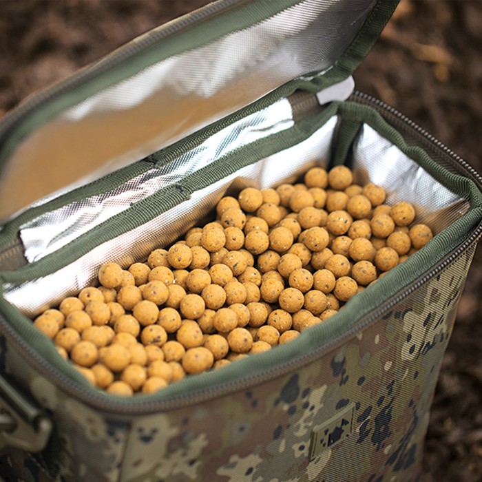 Thinking Anglers Camfleck Bait Up Fishing Bag In Use