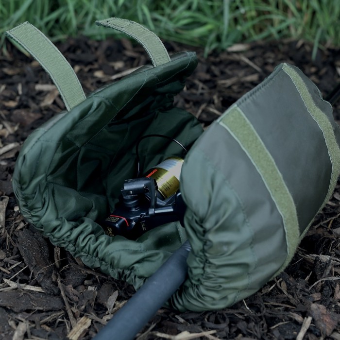 Thinking Anglers Fishing Reel Pouch Open