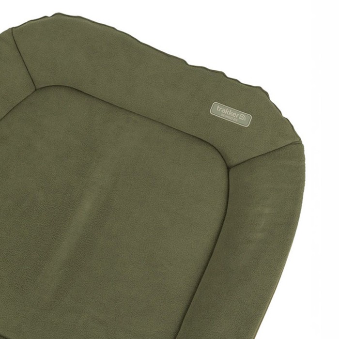 Trakker Big Snooze Bedchair 3