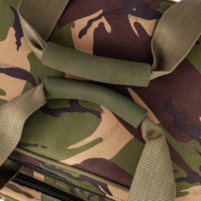 Trakker DPM Chilla Fishing Bag Close Up Carry Handles