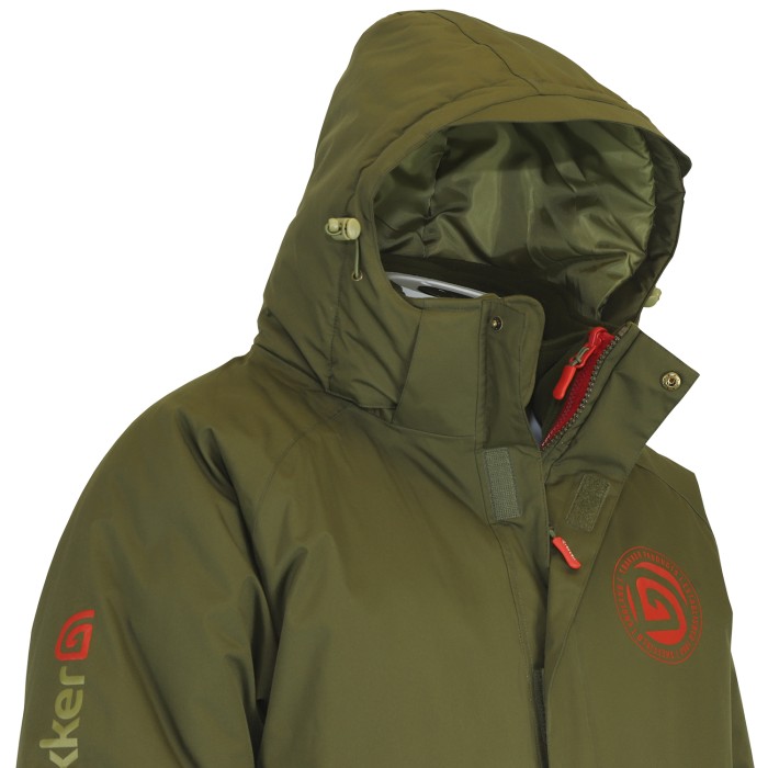Trakker Core 3-Piece Winter Fishing Suit Hood 2