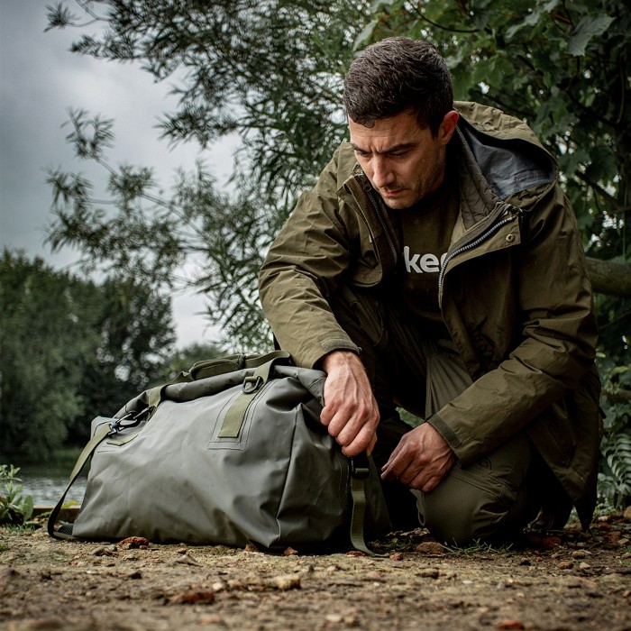 Trakker Downpour Roll-Up Fishing Carryall In Use 3