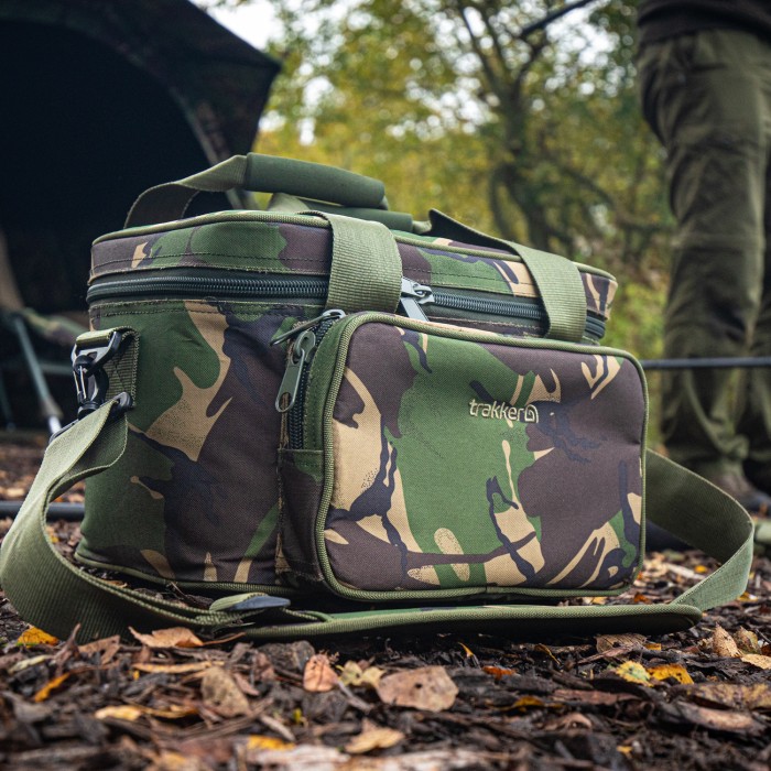 Trakker DPM Chilla Fishing Bag On The Bank