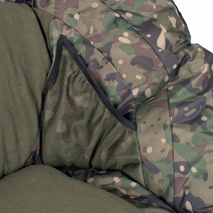 Trakker Levelite Luna Chair Camo Close Up 1
