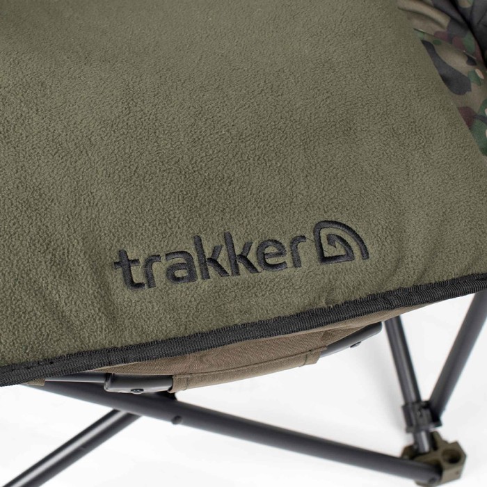 Trakker Levelite Luna Chair Camo Close Up 2