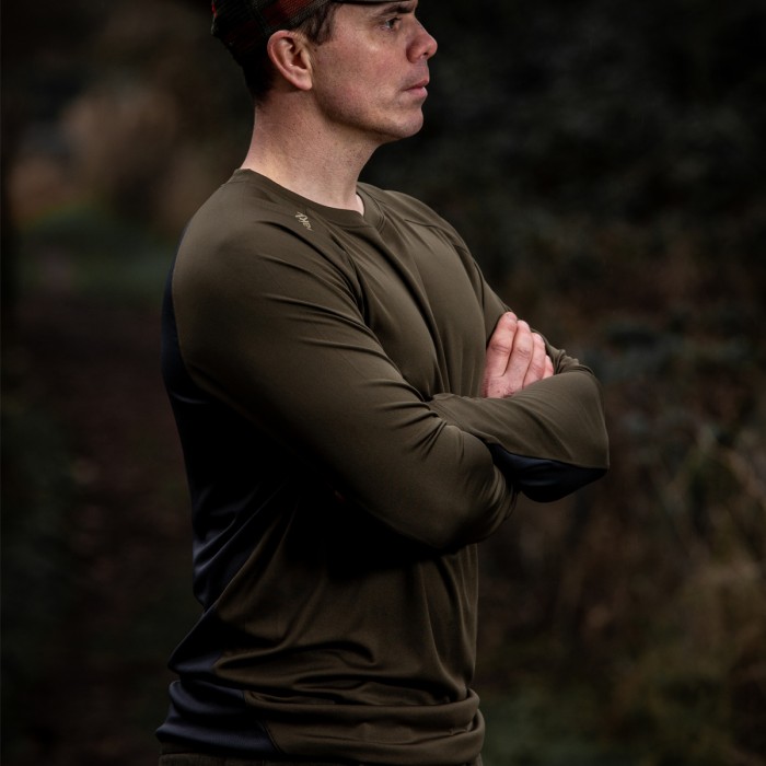 Trakker Moisture Wicking Fishing Long Sleeve Top In Use 2