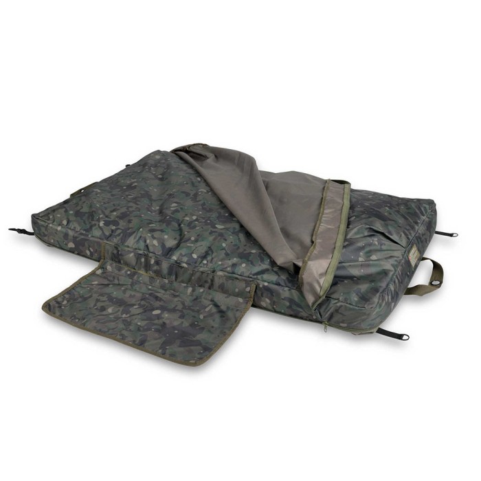 Trakker Sanctuary MF Flat Unhooking Mat 1