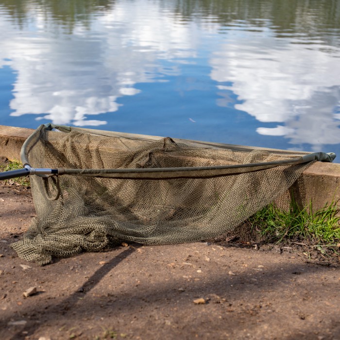Trakker Sanctuary T3 Landing Net Lifestyle  2