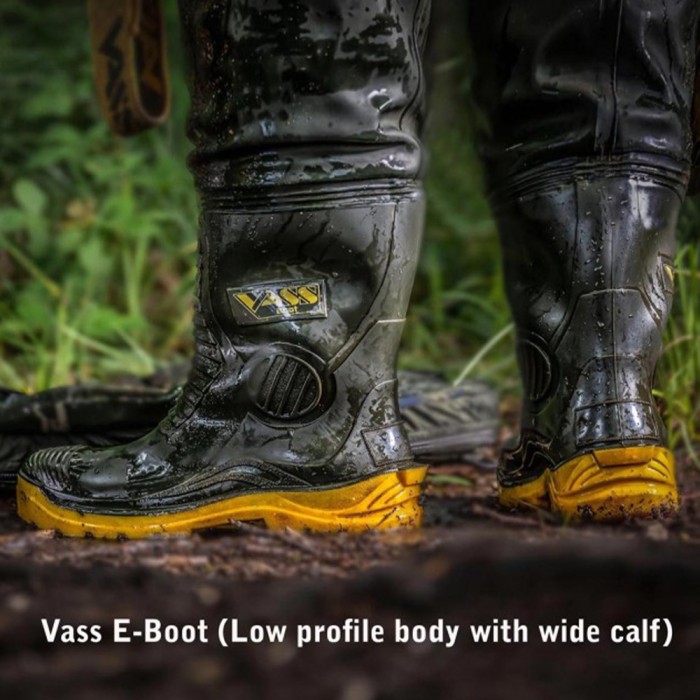 Vass 700E Wide-Boy Chest Wader 1