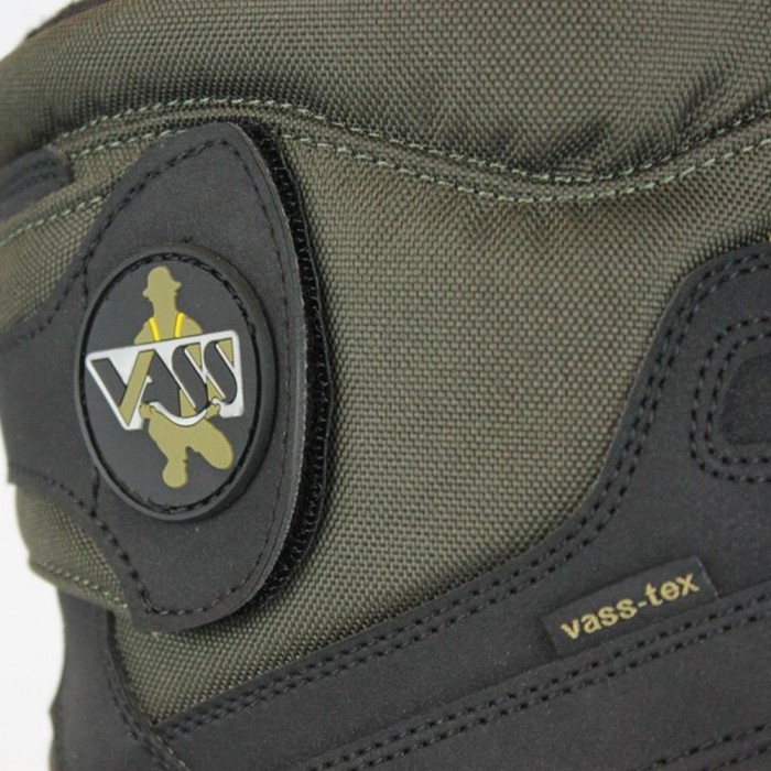 Vass All Season Green / Black Boots Close Up 4