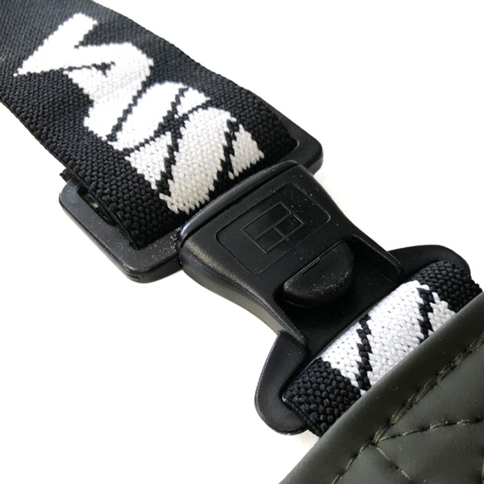 Vass-Tex 650 Series Chest Fishing Wader Close Up Strap