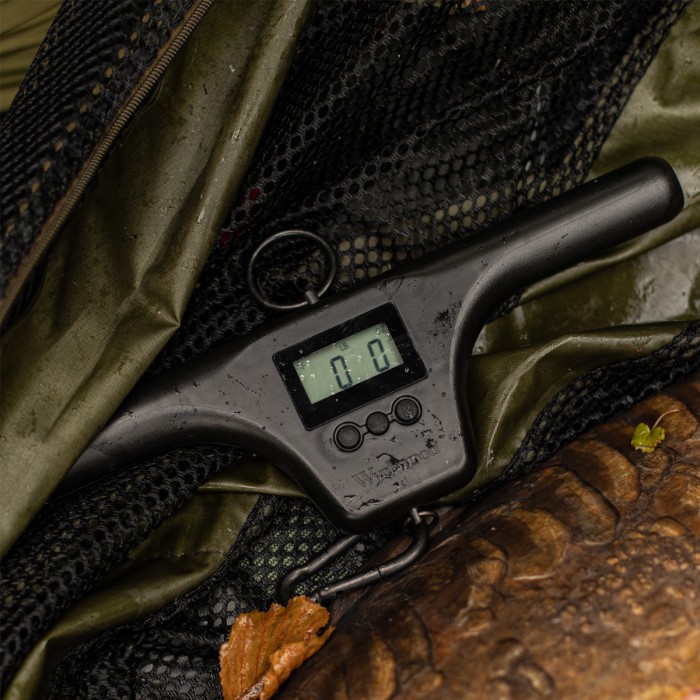 Wychwood Dual Screen T-Bar Scales 60lb In Use 1