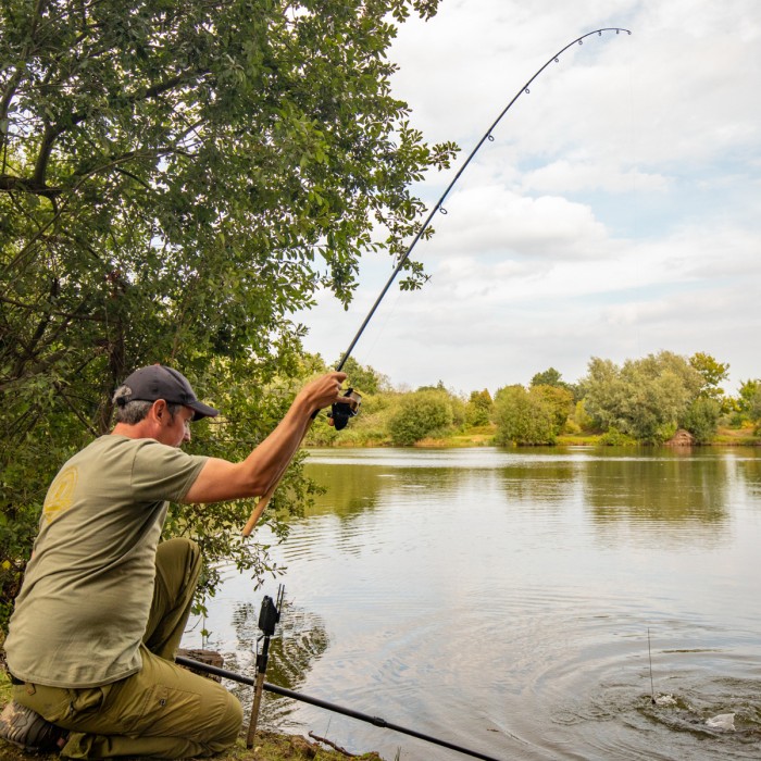 Wychwood Extricator MLT Fishing Rod 9ft Rod Bend