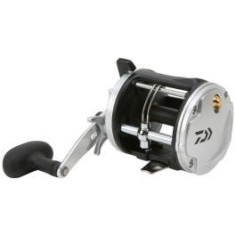 daiwa 2019 strikeforce reel Medium-Heavy Spinning with 5.3:1 Gear Ratio, 260-12-Pound Sports, Fitness & Outdoors Folding handle. Daiwa Strikeforce LW Reel
