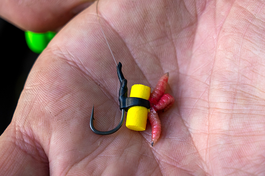 AD Quickbite How To Tie A Maggot Zig Rig Carp Fishing ADTV Quickbites