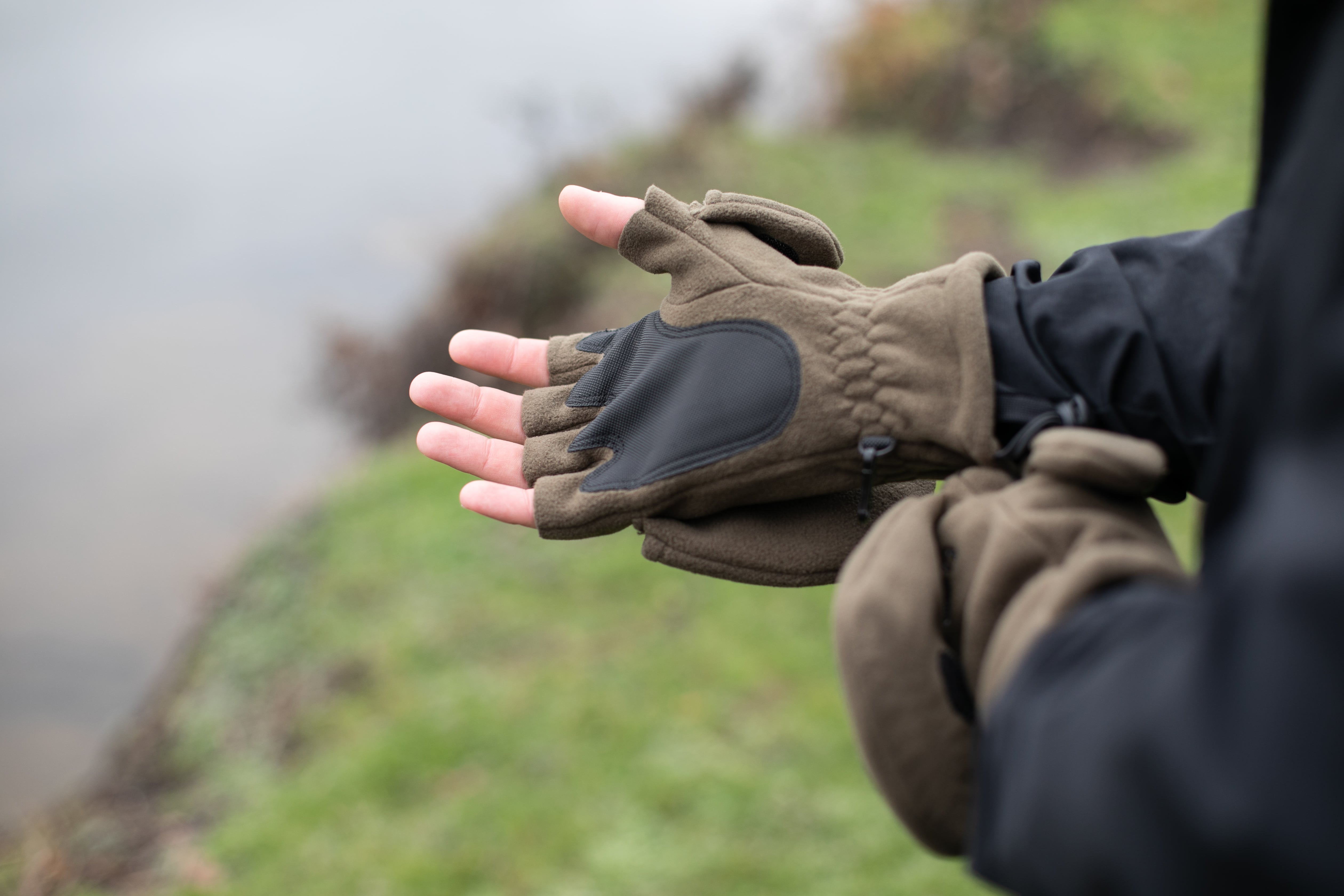 waterproof fishing gloves